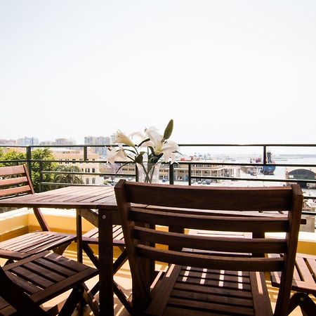 Holidays2Malaga Terraza & Junto Puerto Deportivo מראה חיצוני תמונה