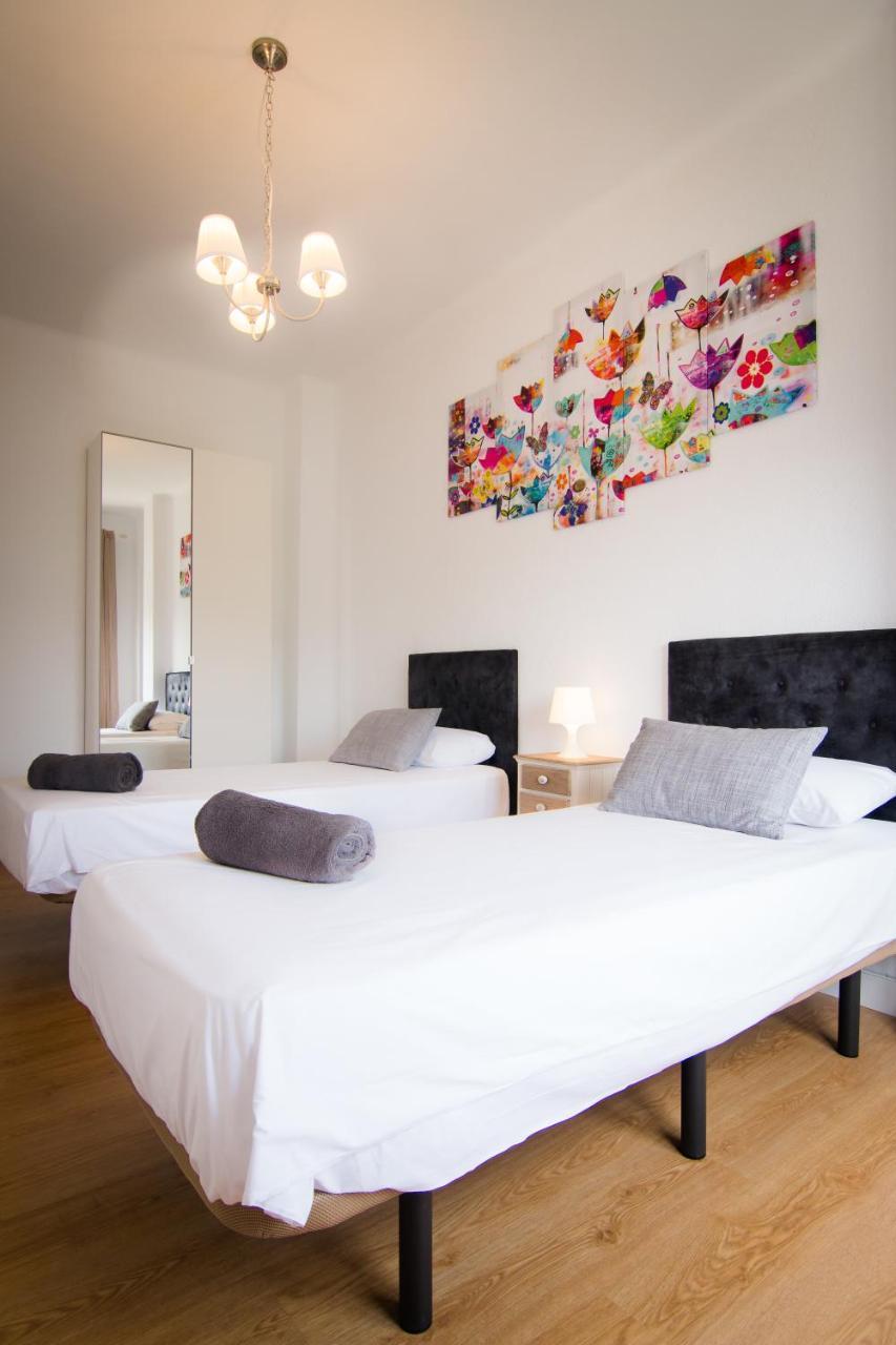 Holidays2Malaga Terraza & Junto Puerto Deportivo מראה חיצוני תמונה