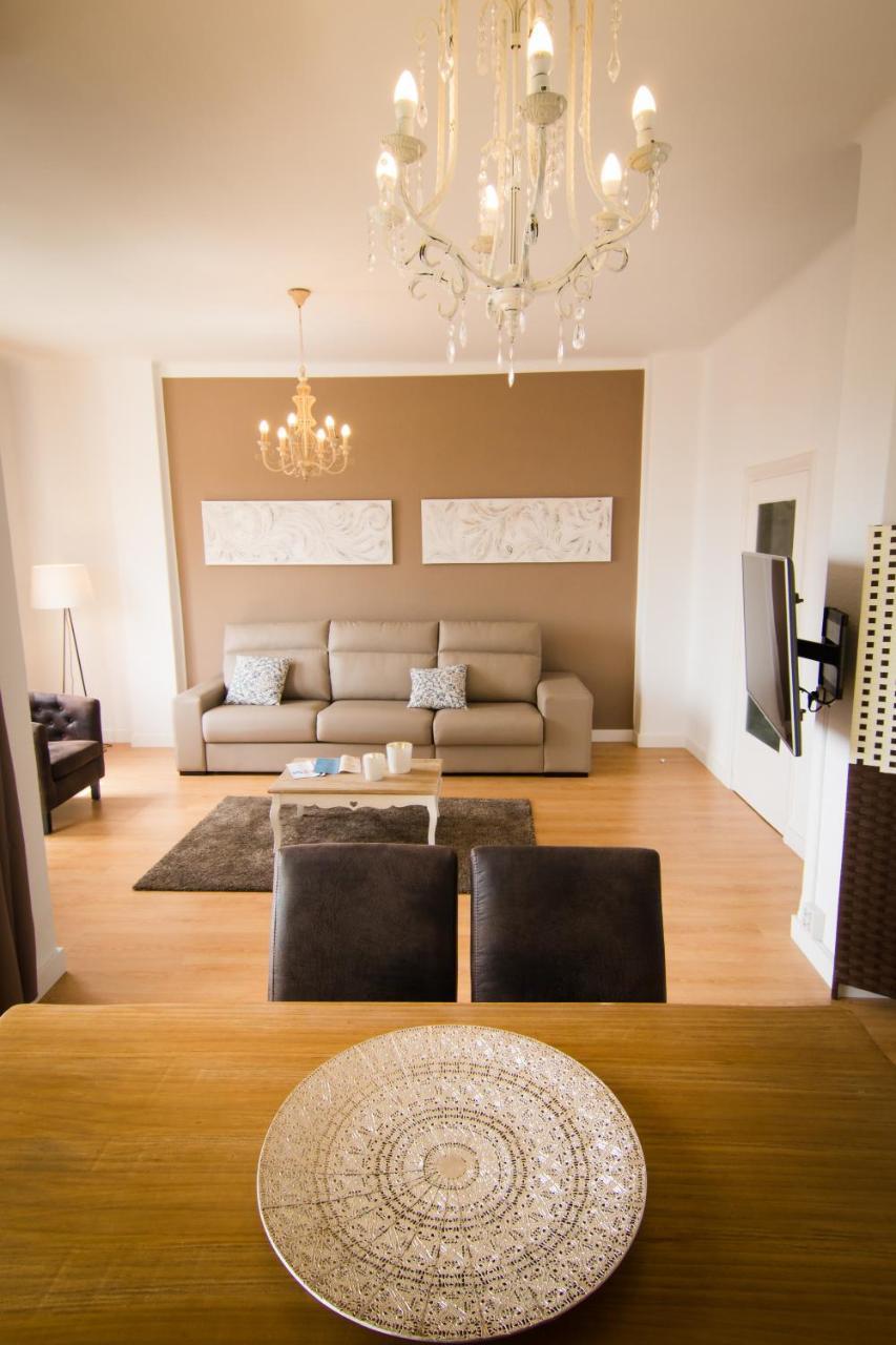 Holidays2Malaga Terraza & Junto Puerto Deportivo מראה חיצוני תמונה